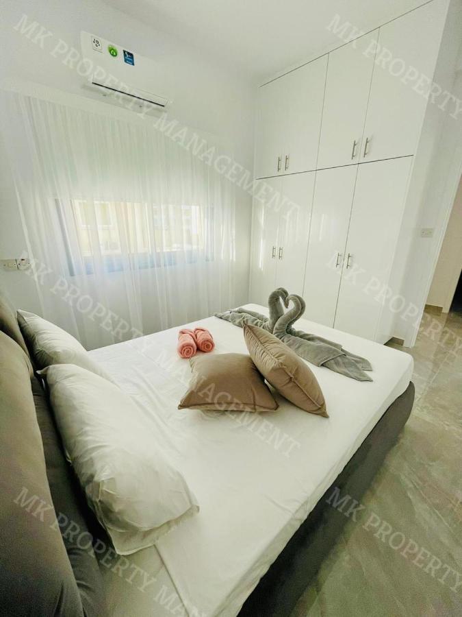 Coastal Getaway Apartment Ларнака Екстериор снимка