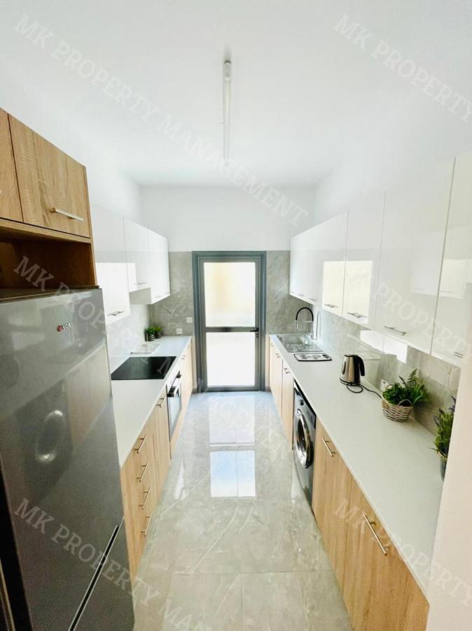 Coastal Getaway Apartment Ларнака Екстериор снимка