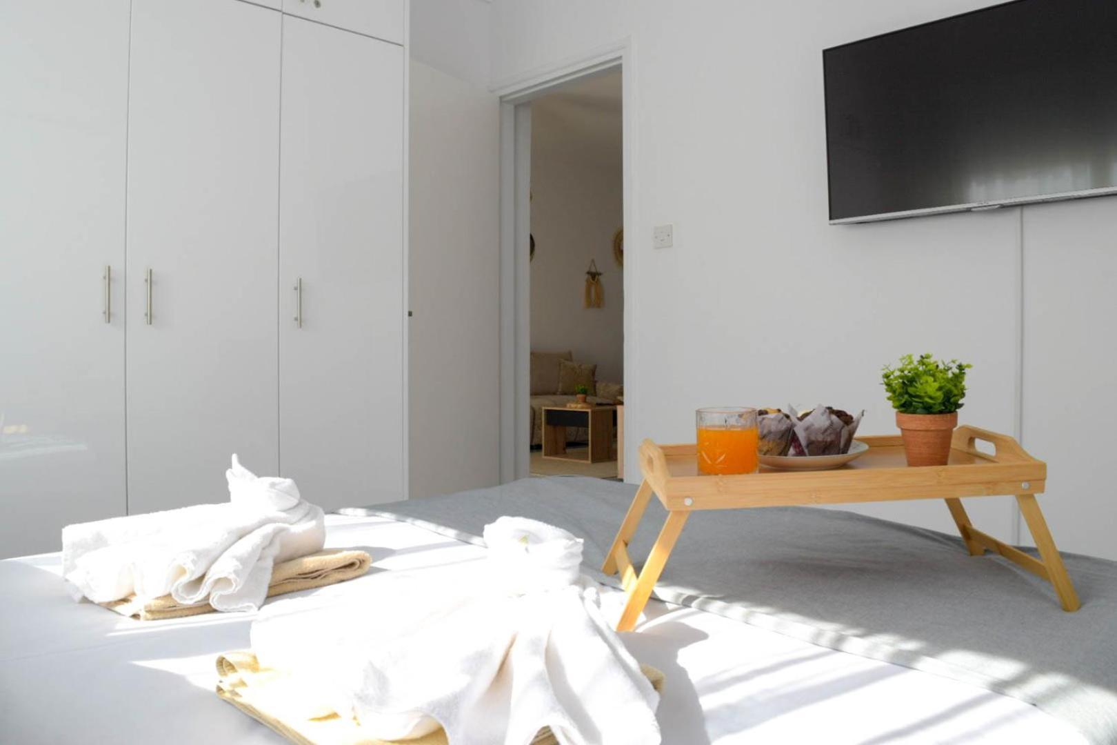 Coastal Getaway Apartment Ларнака Екстериор снимка