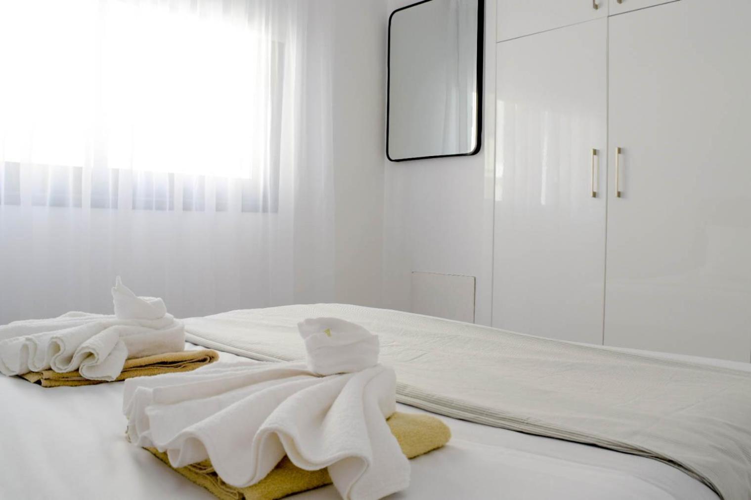 Coastal Getaway Apartment Ларнака Екстериор снимка