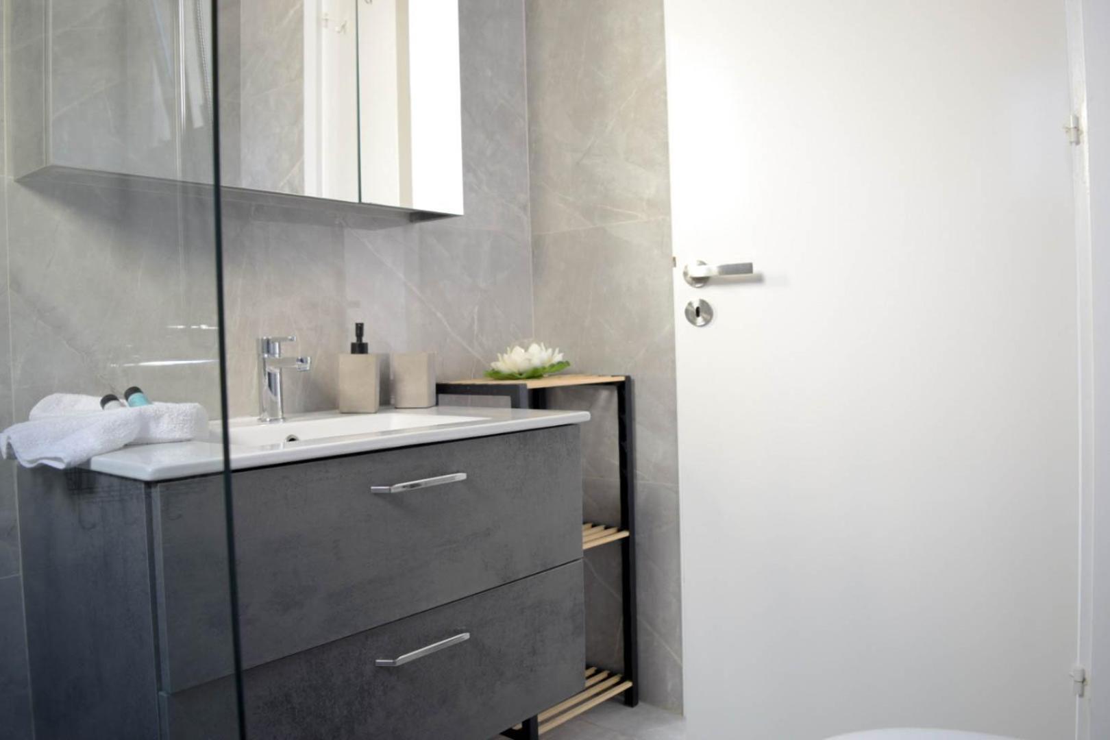 Coastal Getaway Apartment Ларнака Екстериор снимка
